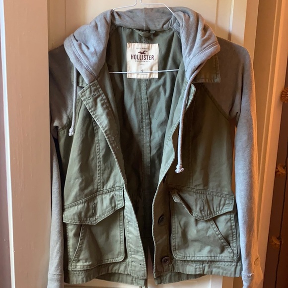 Hollister green and grey army style light fall jacket - Picture 3 of 9